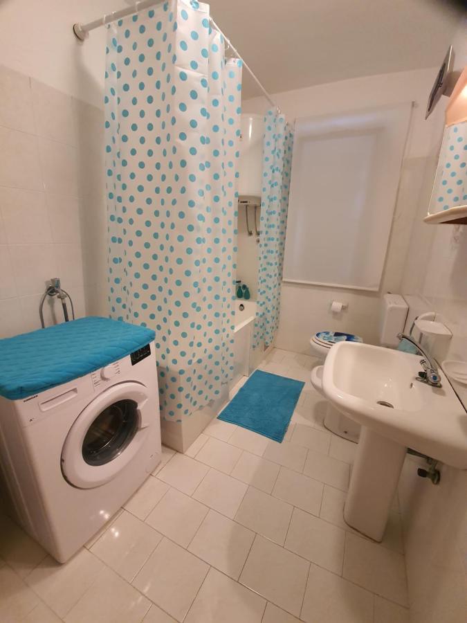 Apartma Luciana & Helena *