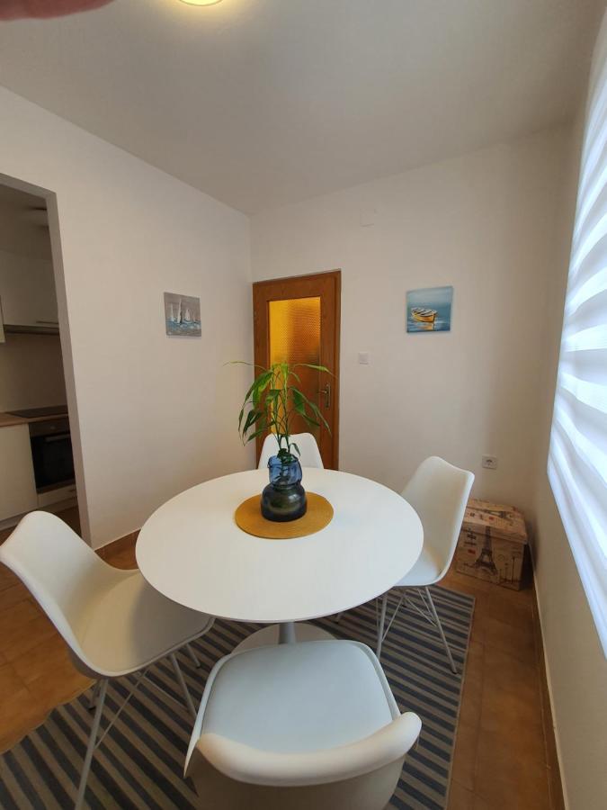 Apartma Luciana & Helena Pula